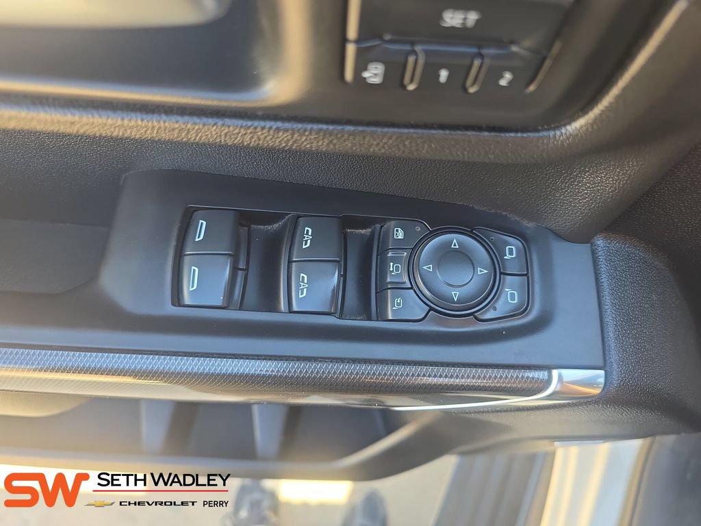 Used 2022 GMC Sierra 2500 AT4 w/ AT4 Premium Plus Package AWD/4WD image 28