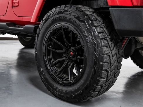 Used 2017 Jeep Wrangler Unlimited Sahara w/ Connectivity Group image 51