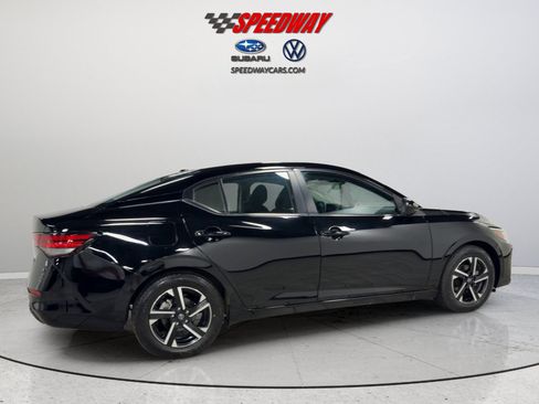 Used 2025 Nissan Sentra SV FWD image 5