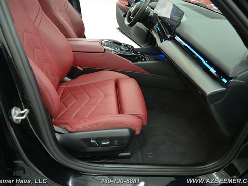 Used 2024 BMW 530i w/ M Sport Package image 20