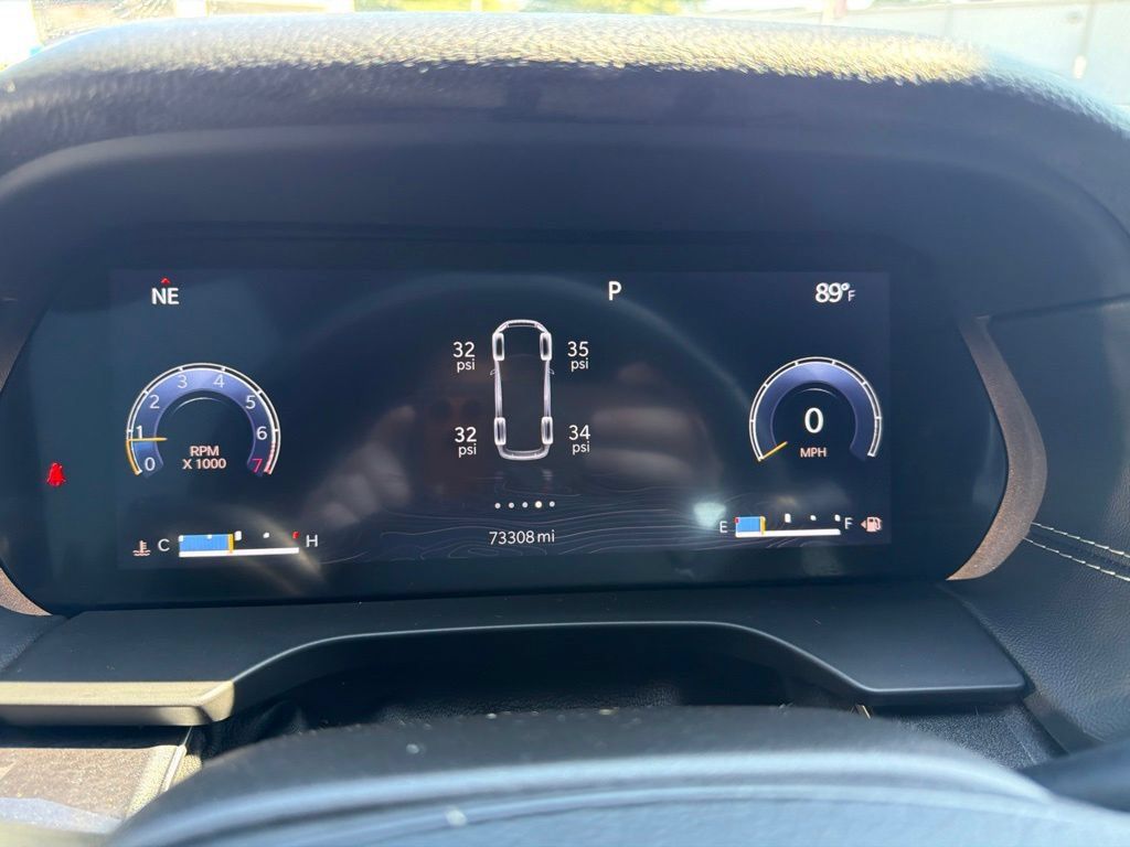 Used 2022 Jeep Grand Cherokee L Laredo RWD image 29