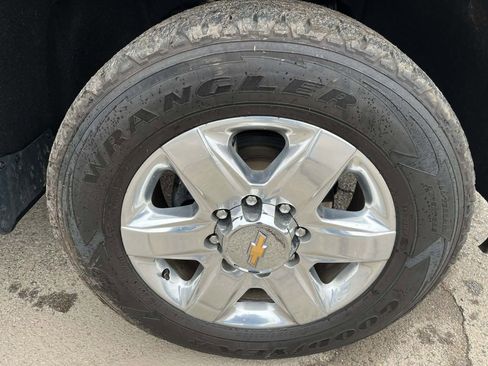 Used 2022 Chevrolet Silverado 2500 LTZ w/ LTZ Convenience Package image 15