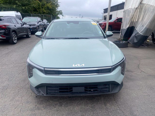 Used 2026 Kia K4 FWD image 3