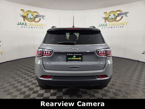 Certified 2022 Jeep Compass Limited AWD/4WD image 9