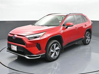 Used 2024 Toyota RAV4 SE w/ Weather & Moonroof Package