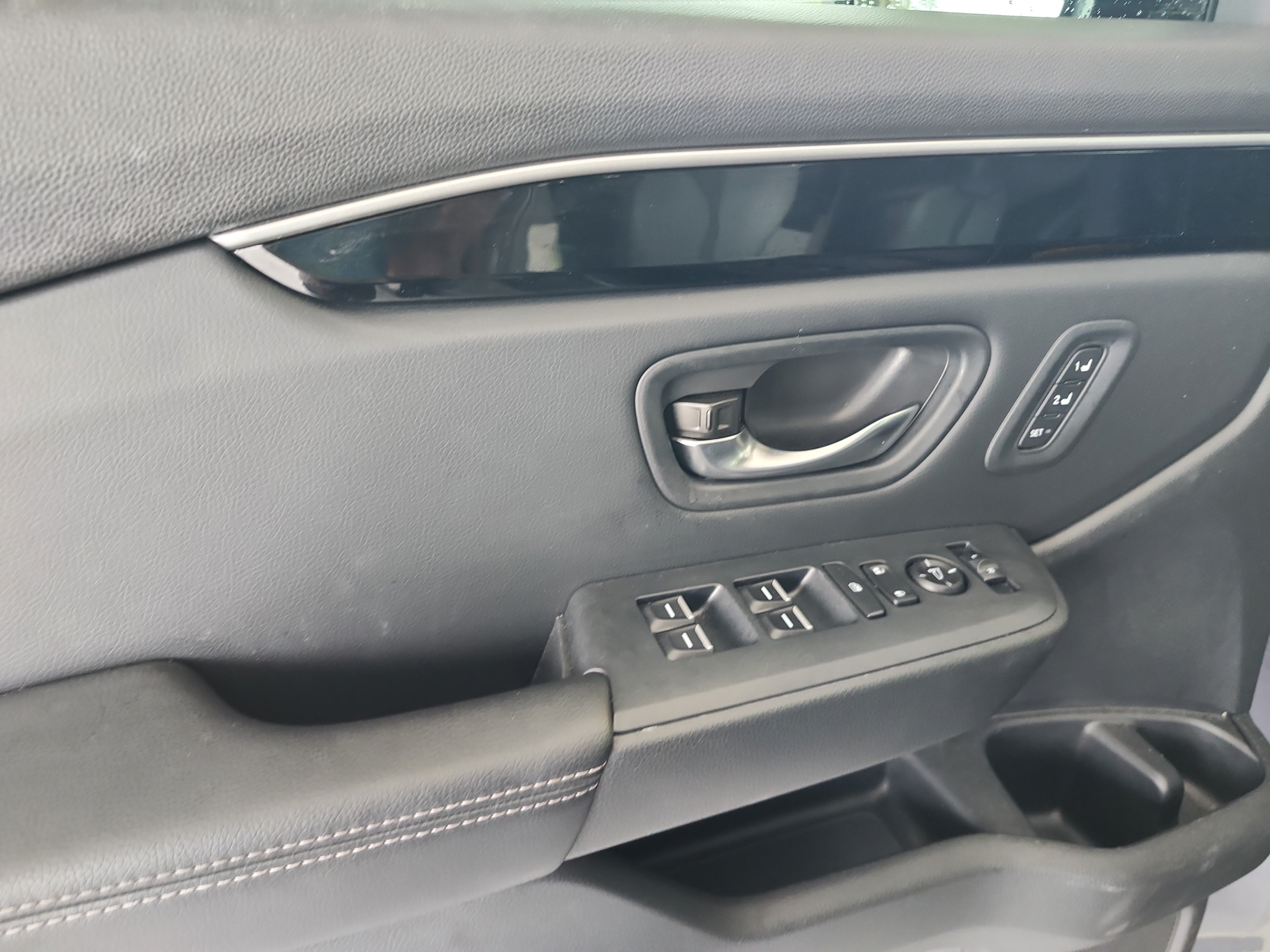 Certified 2025 Honda Pilot EX-L image 16