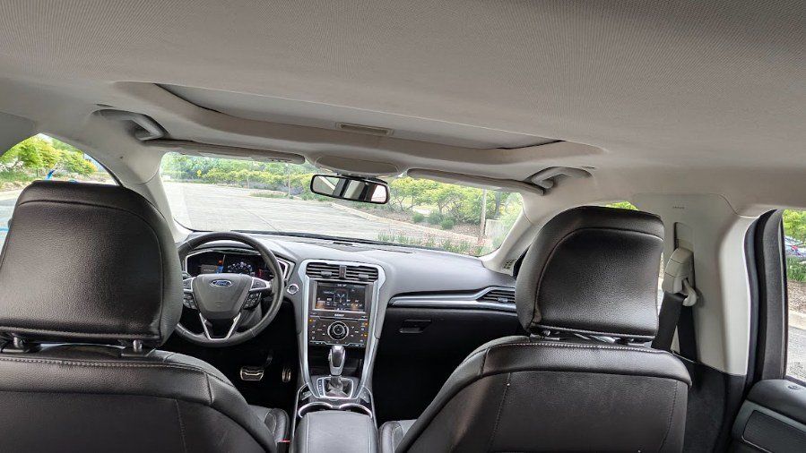 Used 2015 Ford Fusion Energi Titanium w/ Driver Assist Package FWD image 19