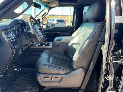 Used 2016 Ford F350 Platinum image 41