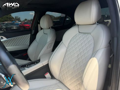 Used 2022 Genesis G70 3.3T w/ Sport Prestige Package AWD/4WD image 14