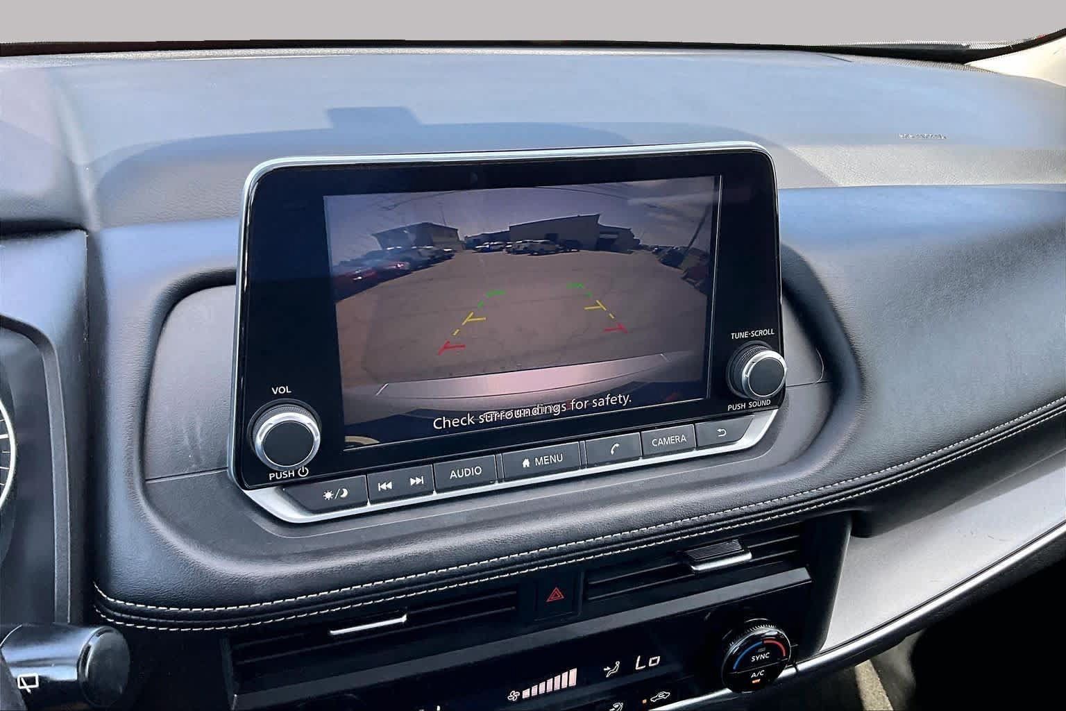 Used 2024 Nissan Rogue SV FWD image 26