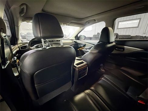 Used 2017 Nissan Murano SL image 9