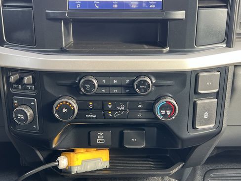 Used 2024 Ford F350 XL w/ Snow Plow Prep Package image 27