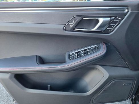 New 2026 Porsche Macan GTS image 20