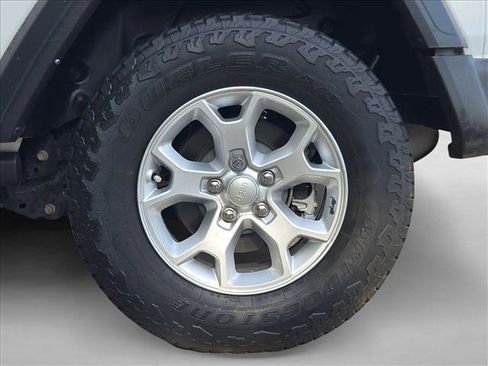 Used 2021 Jeep Wrangler Sport AWD/4WD image 22