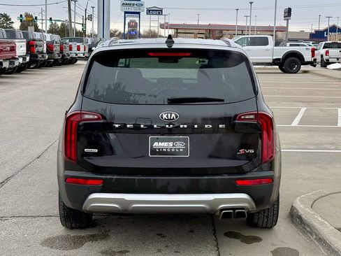 Used 2021 Kia Telluride S image 5