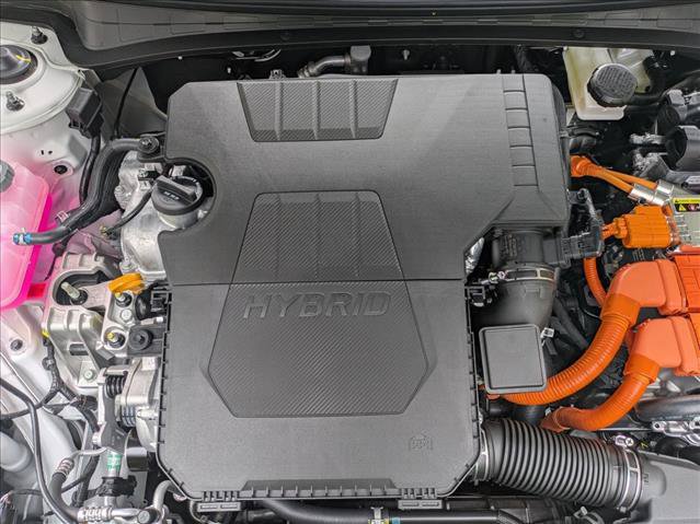 New 2025 Hyundai Elantra SEL FWD image 18