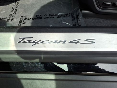 Used 2020 Porsche Taycan 4S AWD/4WD image 19