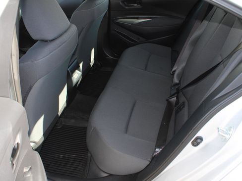 Used 2023 Toyota Corolla LE image 16