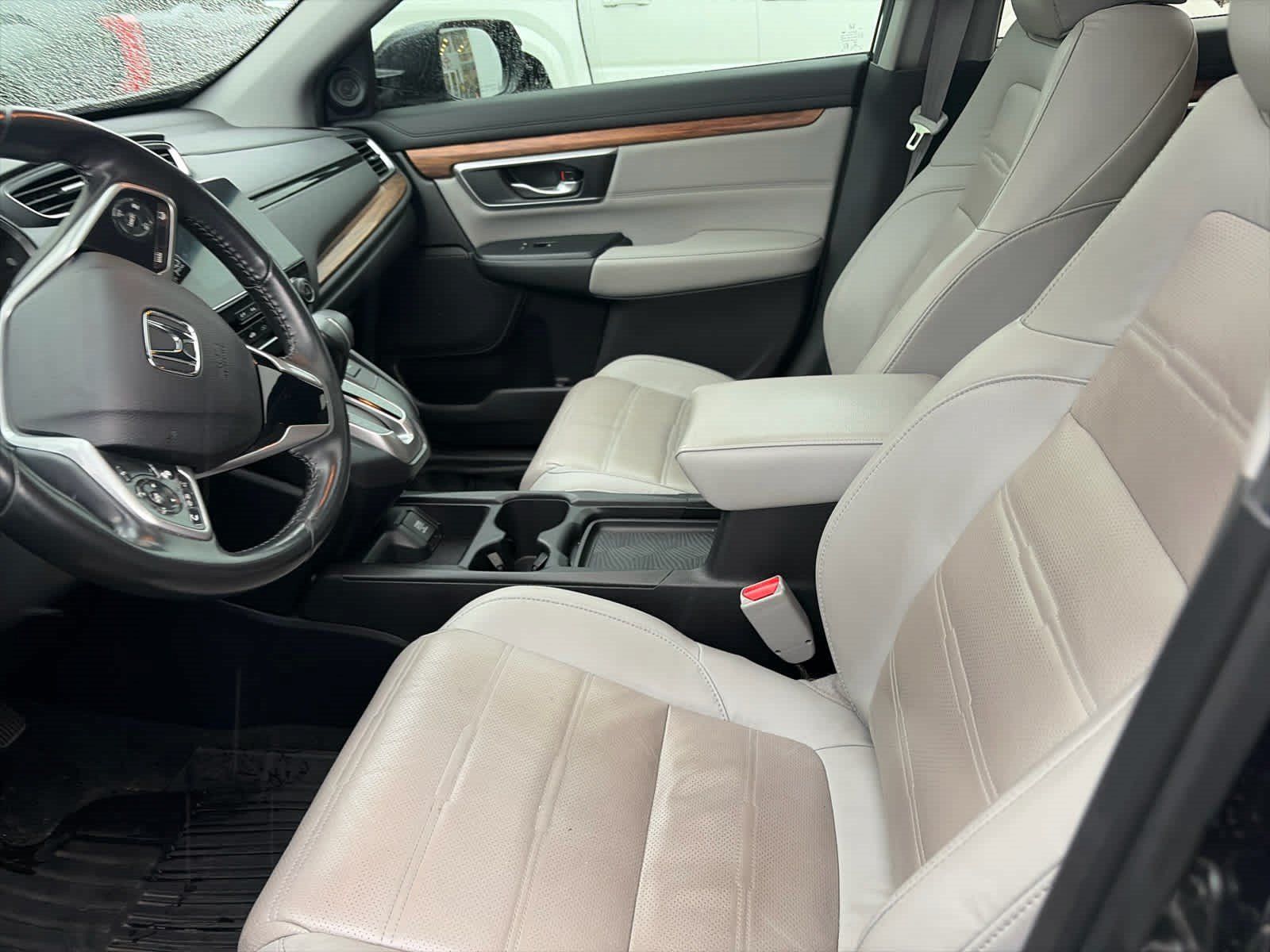 Used 2019 Honda CR-V Touring image 6