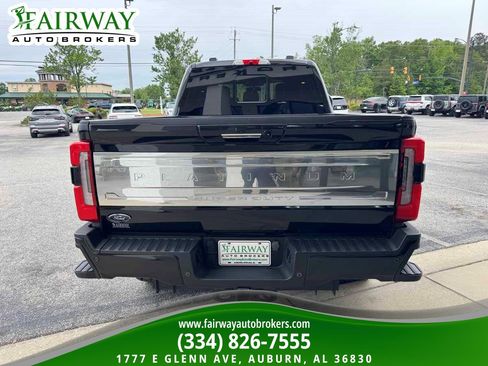 Used 2024 Ford F250 Platinum AWD/4WD image 6
