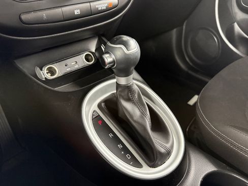 Used 2016 Kia Soul FWD image 17