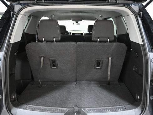 Used 2017 GMC Acadia SLE image 19