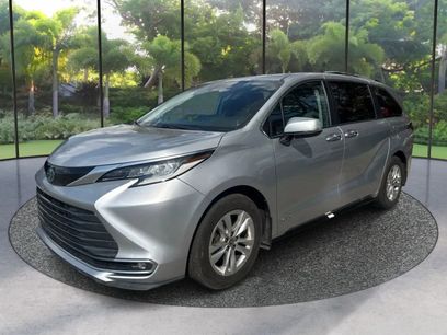 Used 2021 Toyota Sienna Limited