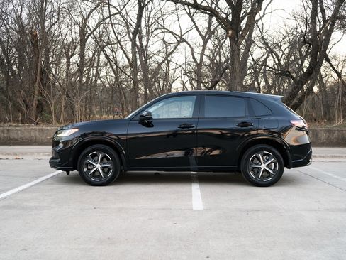 Certified 2025 Honda HR-V EX-L image 6