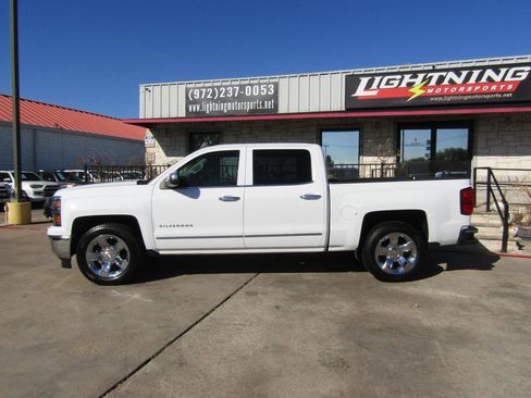 Used 2015 Chevrolet Silverado 1500 LTZ image 2