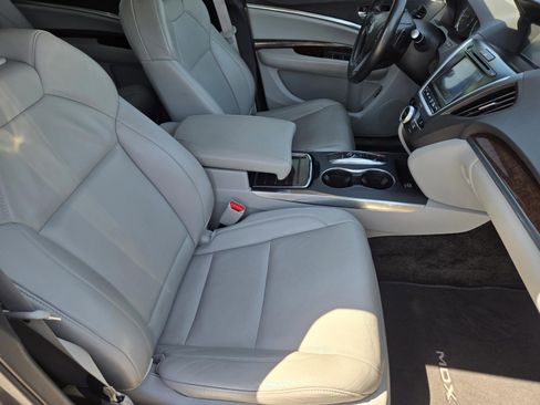 Used 2017 Acura MDX FWD image 10