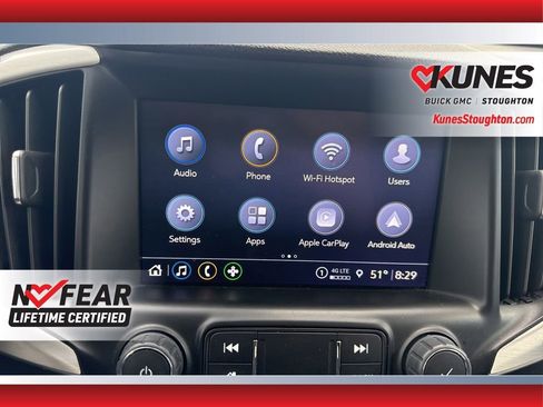 Used 2023 GMC Terrain SLT image 29