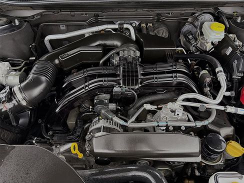 Used 2025 Subaru Outback Premium w/ Popular Package #1A image 28