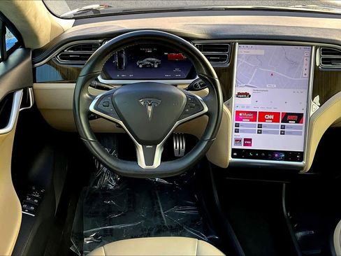 Used 2013 Tesla Model S Performance image 5