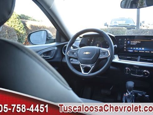 New 2026 Chevrolet Trax LT w/ LT Convenience Package image 17