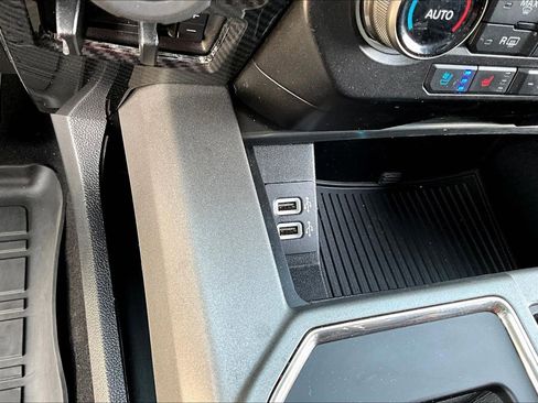 Used 2020 Ford F150 Raptor w/ Equipment Group 802A Luxury image 27