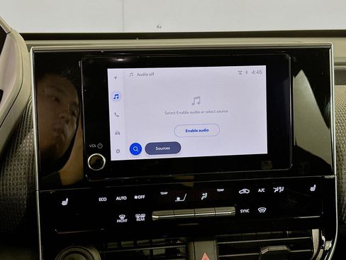 Used 2025 Subaru Solterra Premium image 21