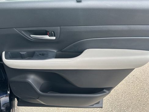 Used 2024 Toyota Grand Highlander XLE image 31