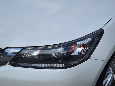 Used 2015 Honda Accord EX-L image 11