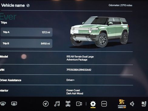 Used 2024 Rivian R1S Adventure Dual AWD/4WD image 7