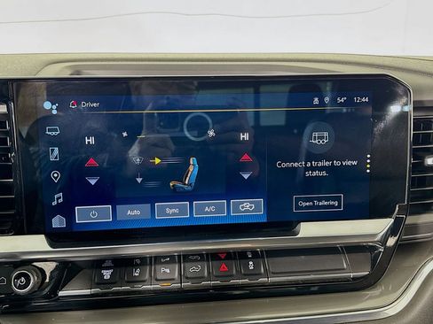 Used 2024 Chevrolet Silverado 3500 High Country w/ High Country Premium Package image 53