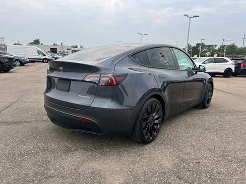 Used 2022 Tesla Model Y Performance AWD/4WD image 4