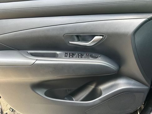 New 2025 Hyundai Santa Cruz SEL image 9