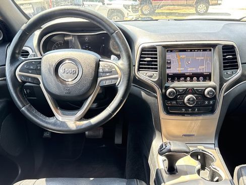 Used 2015 Jeep Grand Cherokee Limited w/ Luxury Group II RWD image 3