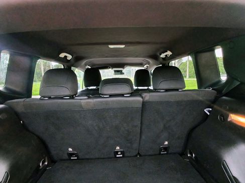 Used 2017 Jeep Renegade Altitude FWD image 58