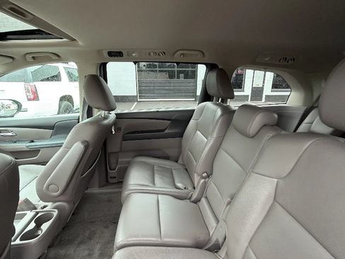 Used 2016 Honda Odyssey EX-L image 38