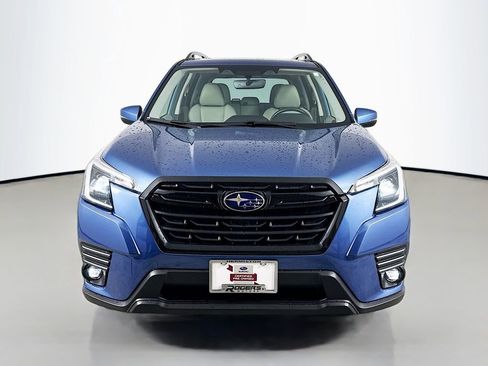 Used 2024 Subaru Forester Limited image 2