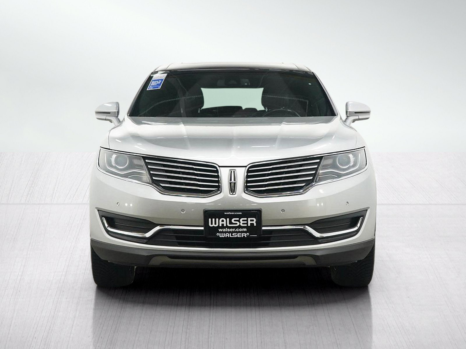 Used 2018 Lincoln MKX Reserve AWD/4WD image 8
