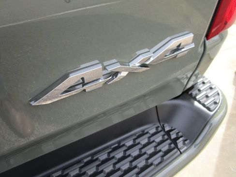 New 2026 RAM 1500 Big Horn AWD/4WD image 12