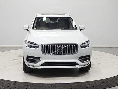 Used 2022 Volvo XC90 T6 Inscription w/ Advanced Package AWD/4WD image 2
