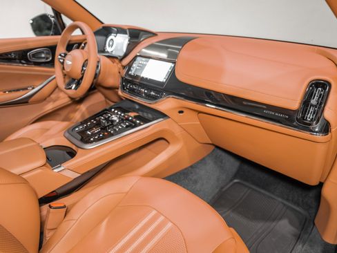 New 2026 Aston Martin DBX 707 AWD/4WD image 20